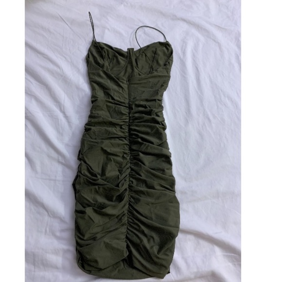 Dress - Picture 4 of 5